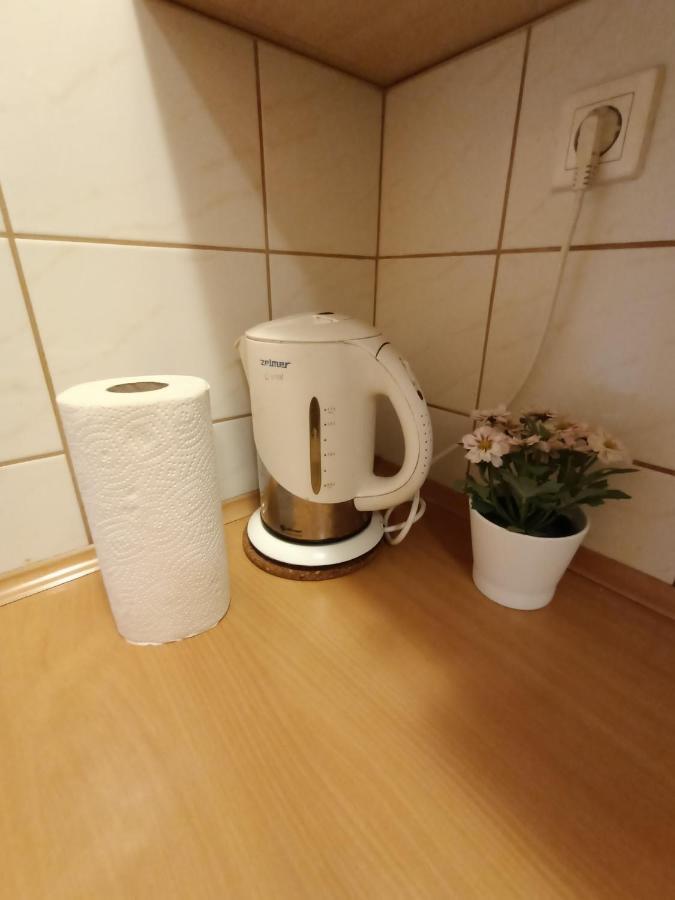 Pokoje Pod Swierkiem Swarzędz Extérieur photo
